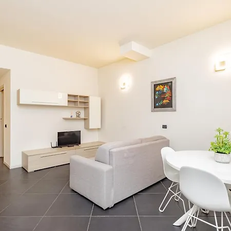 Apartment Flo