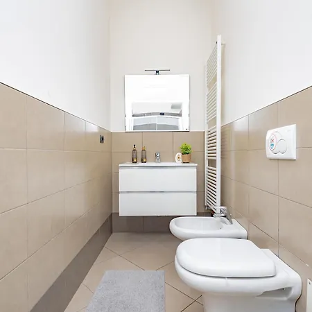 Flo Apartment *